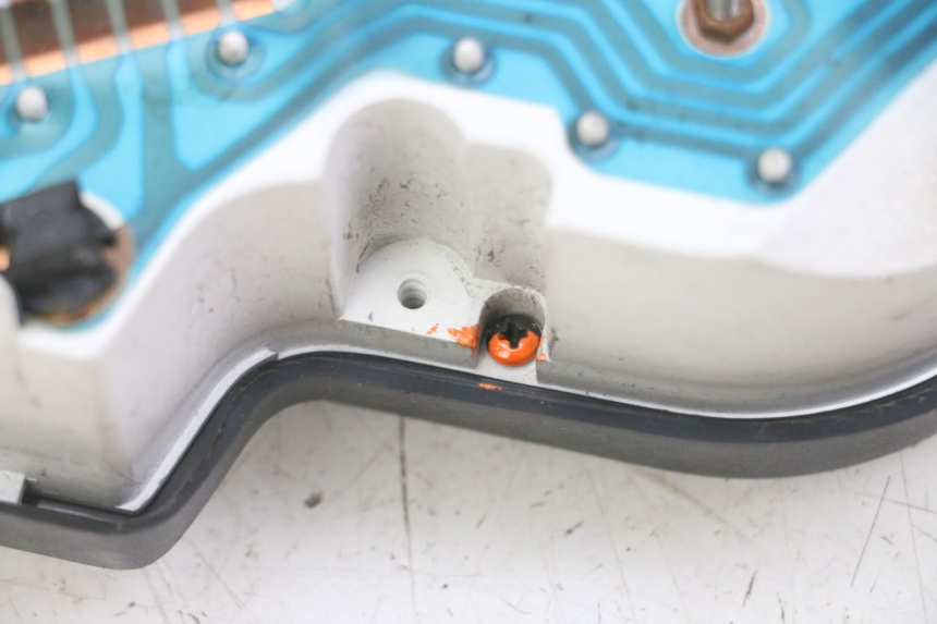 photo de SPEEDOMETER PEUGEOT SPEEDFIGHT 2 LC 50 (2000 - 2009) - Fixing points details