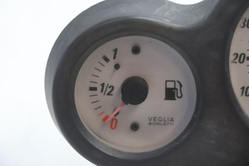 photo de SPEEDOMETER PEUGEOT SPEEDFIGHT LC 50 (1996 - 2002) - Component detail