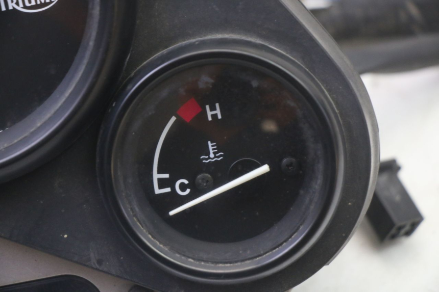 photo de SPEEDOMETER TRIUMPH SPRINT 900 (1995 - 1998) - Alternative perspective