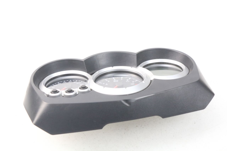 photo de SPEEDOMETER TRIUMPH SPRINT ST ABS 1050 (2005 - 2007) - Additional view of the item