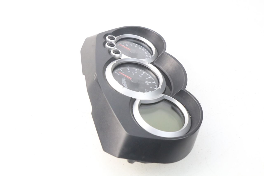 photo de SPEEDOMETER TRIUMPH SPRINT ST ABS 1050 (2005 - 2007) - Markings and original references