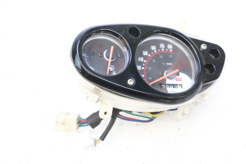 photo de SPEEDOMETER APRILIA SR MOTARD 50 (2012 - 2018) - Technical close-up