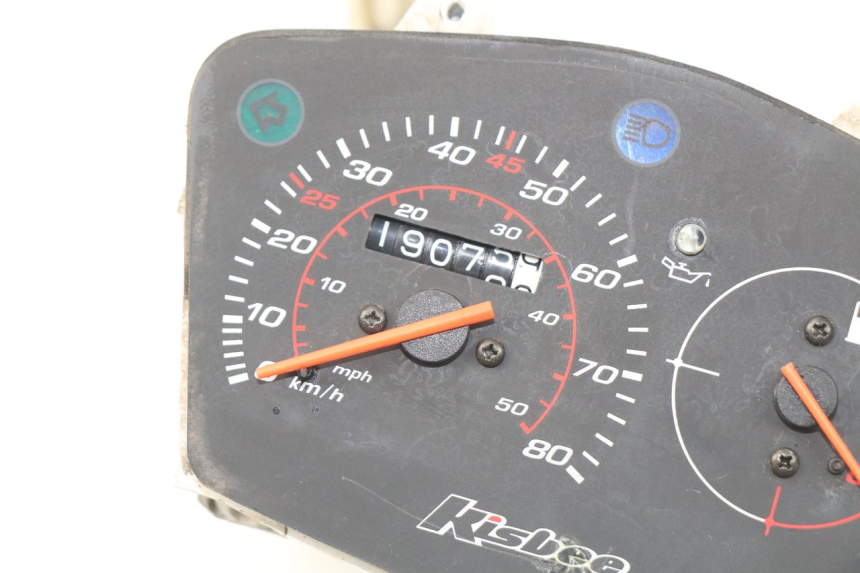 photo de SPEEDOMETER PEUGEOT STREETZONE 2T 50 (2014 - 2019) - Distinctive features