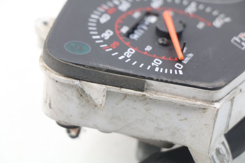 photo de SPEEDOMETER PEUGEOT STREETZONE 2T 50 (2014 - 2019) - Checked used part