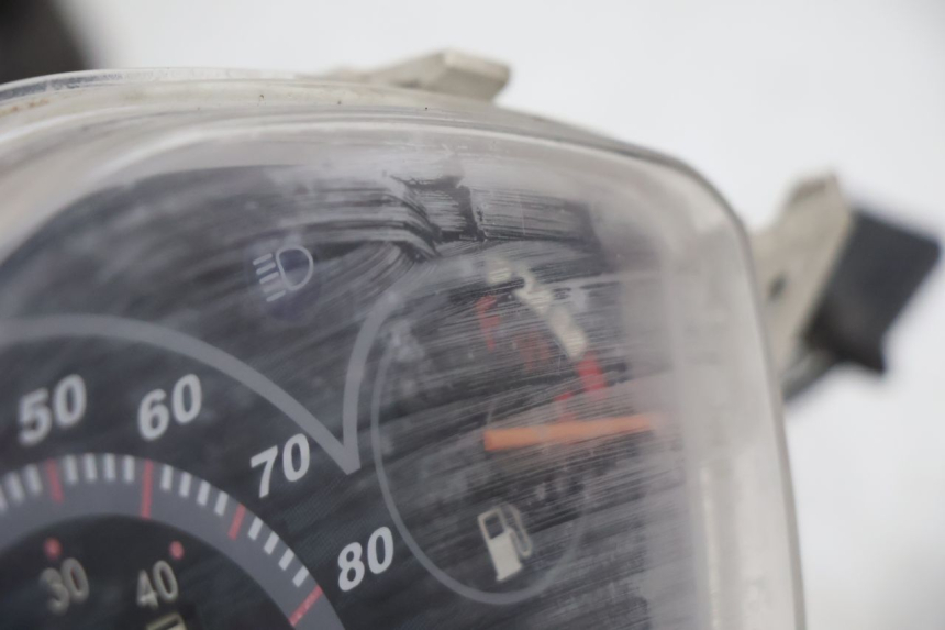 photo de SPEEDOMETER KYMCO SUPER 8 2T 50 (2007 - 2013) - Technical close-up