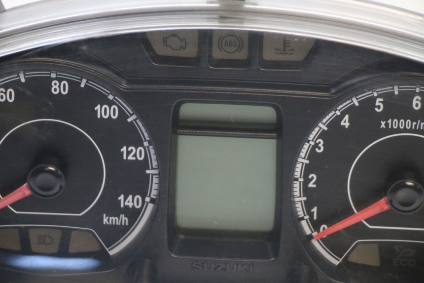 photo de SPEEDOMETER SUZUKI BURGMAN 125 (2018 - 2021) - Alternative perspective