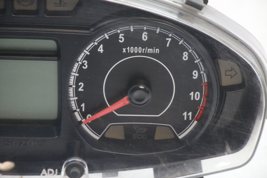 photo de SPEEDOMETER SUZUKI BURGMAN 125 (2018 - 2021) - Technical close-up