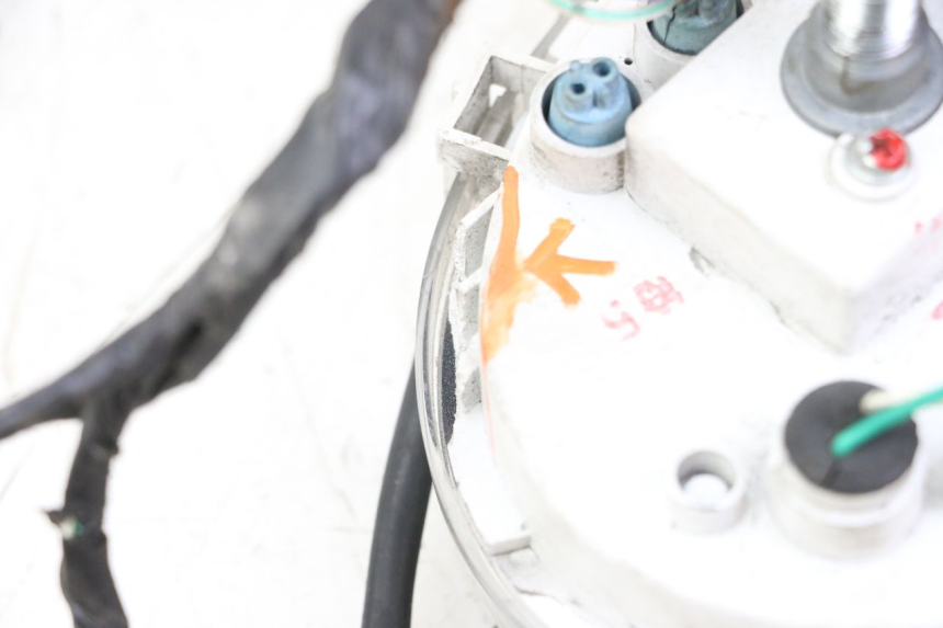 photo de SPEEDOMETER SYM FIDDLE 3 III 125 (2014 - 2020) - Alternative perspective