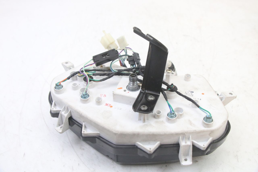 photo de SPEEDOMETER SYM JET 14 4T 50 (2018 - 2022) - Surface and material condition