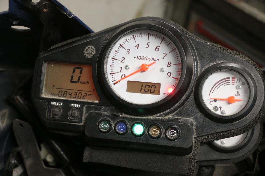 photo de SPEEDOMETER YAMAHA TDM ABS 900 (2002 - 2014) - Zoom on usage condition