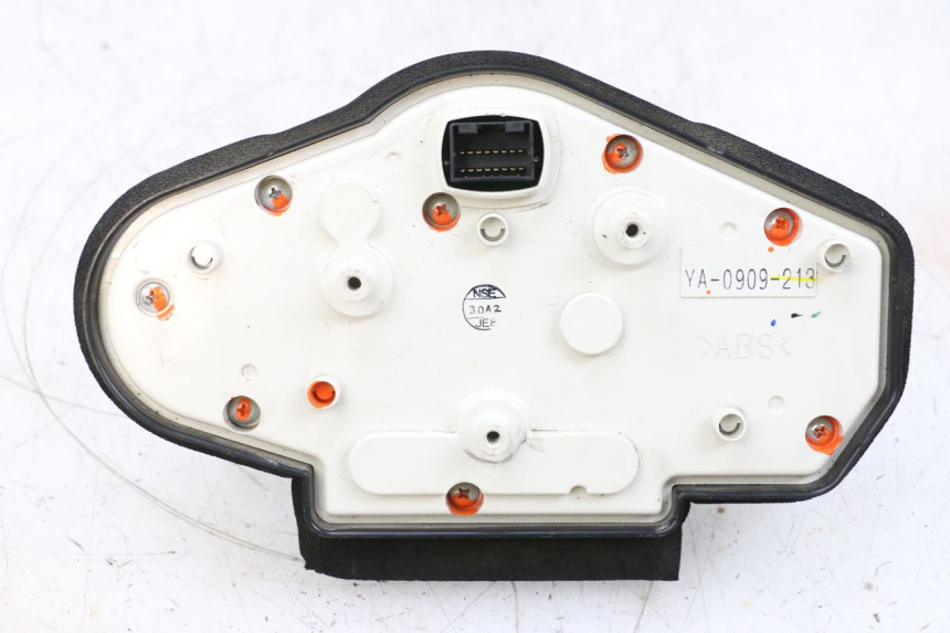photo de SPEEDOMETER YAMAHA TDM ABS 900 (2002 - 2014) - Surface and material condition