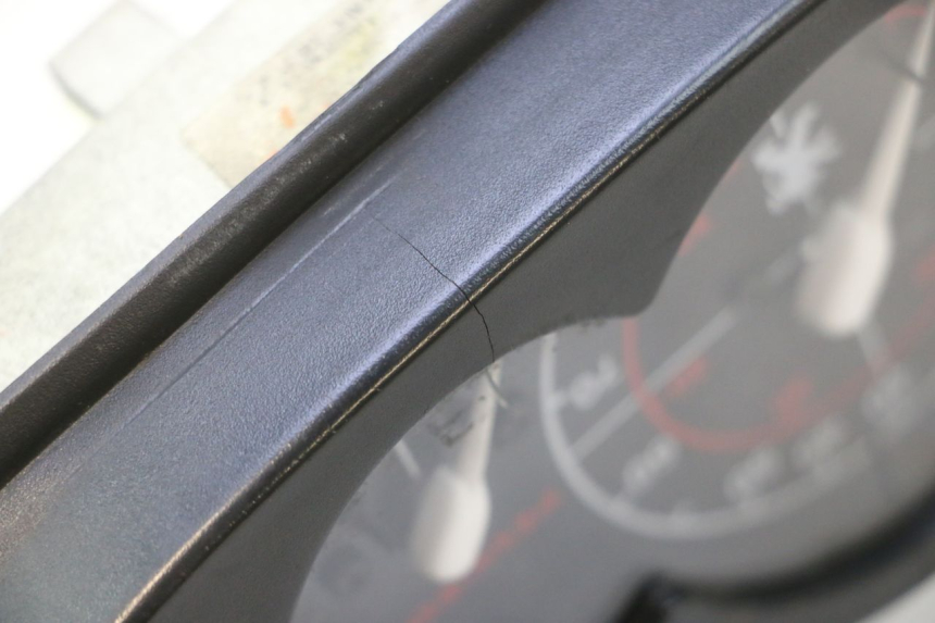 photo de SPEEDOMETER PEUGEOT TREKKER TKR 50 (2005 - 2014) - Zoom on usage condition