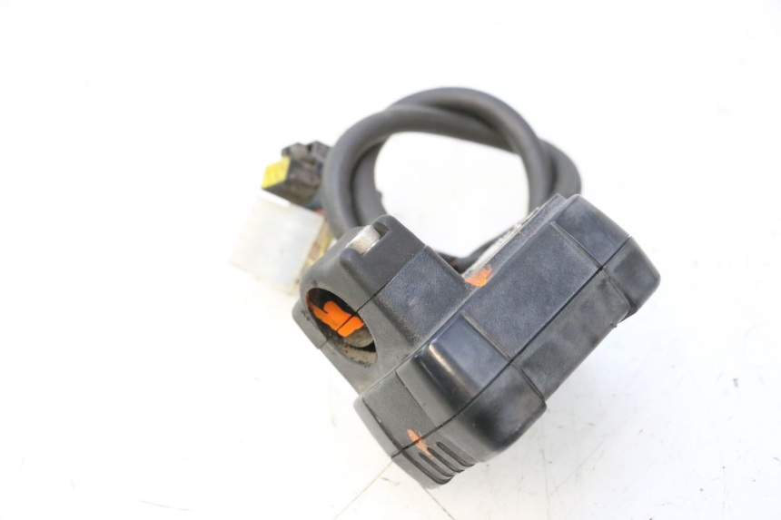 photo de SPEEDOMETER PEUGEOT TREKKER 50 (1995 - 2004) - Component detail