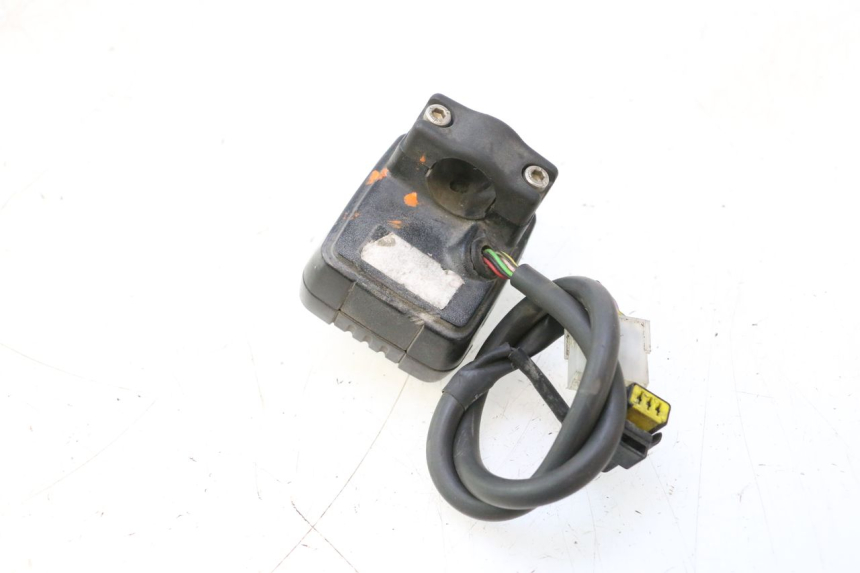 photo de SPEEDOMETER PEUGEOT TREKKER 50 (1995 - 2004) - Fixing points details