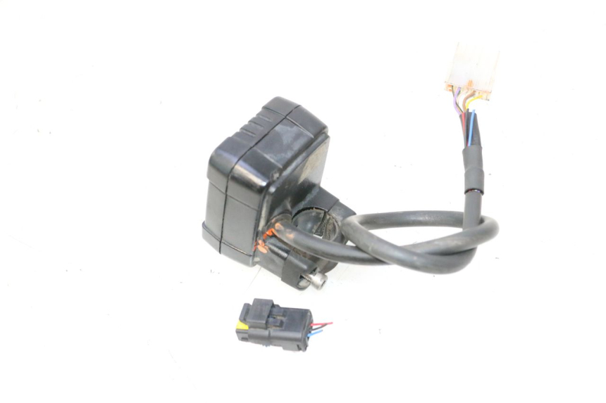 photo de SPEEDOMETER PEUGEOT TREKKER 50 (1995 - 2004) - Component detail