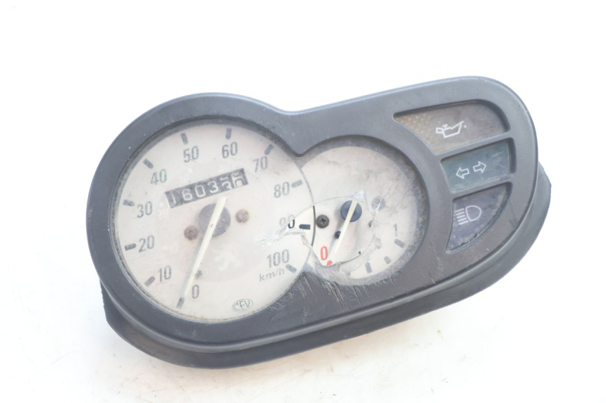 photo de SPEEDOMETER PEUGEOT TREKKER 50 (1995 - 2004) - Main view