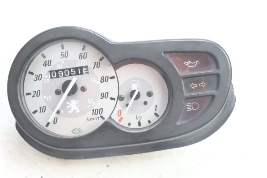 photo de SPEEDOMETER PEUGEOT TREKKER 50 (1995 - 2004) - Main view