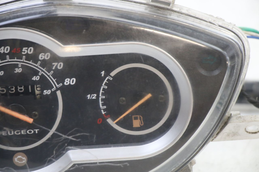 photo de SPEEDOMETER PEUGEOT TWEET PRO CARGO 50 (2018 - 2022) - Technical close-up