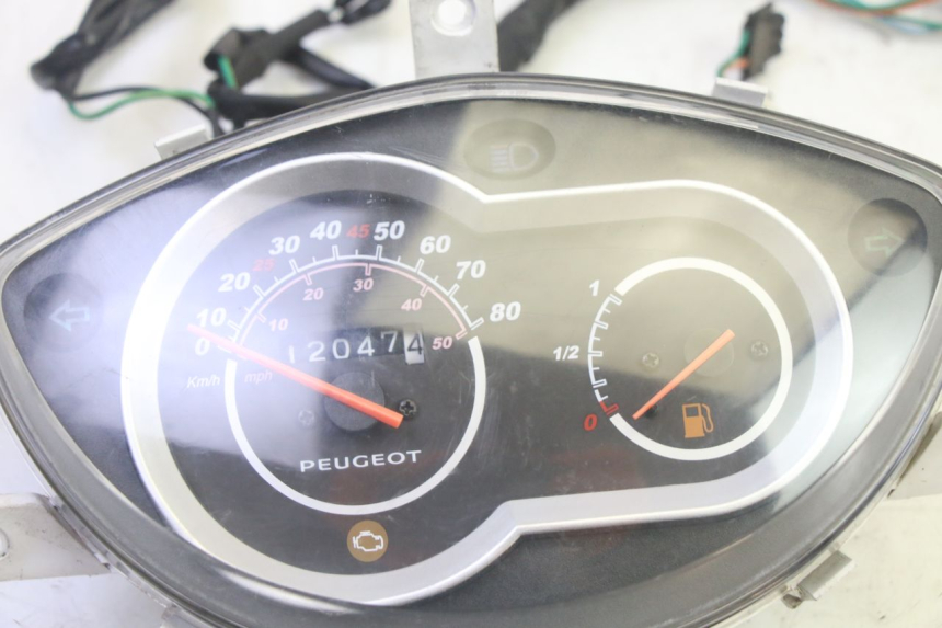 photo de SPEEDOMETER PEUGEOT TWEET PRO EFI 4T 50 (2021 - 2022) - Component detail