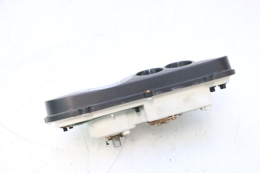 photo de SPEEDOMETER PIAGGIO TYPHOON 50 (2000 - 2009) - Surface and material condition