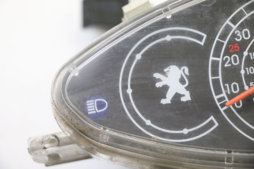 photo de SPEEDOMETER PEUGEOT V-CLIC VCLIC 50 (2007 - 2013) - Zoom on usage condition