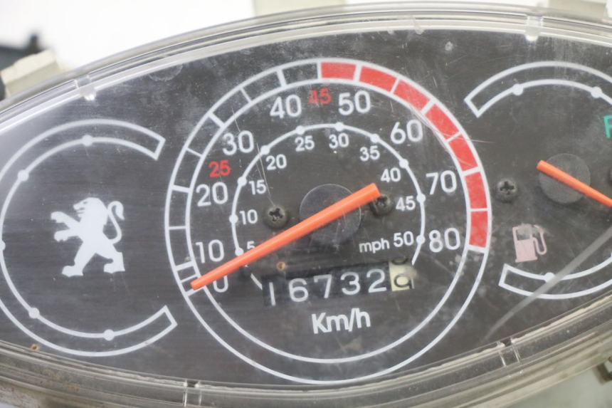 photo de SPEEDOMETER PEUGEOT V-CLIC VCLIC 50 (2007 - 2013) - Alternative perspective