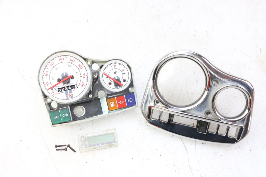 photo de SPEEDOMETER PIAGGIO VESPA S 2T 50 (2007 - 2014) - Component detail