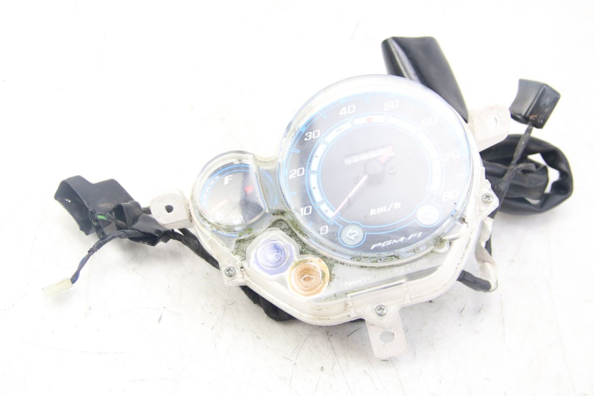 photo de SPEEDOMETER HONDA VISION NSC R 50 (2013 - 2015) - Distinctive features