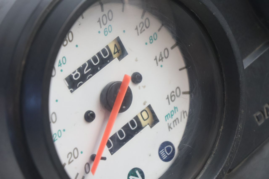 photo de SPEEDOMETER DAELIM VJ ROADWIN 125 (2004 - 2007) - Zoom on usage condition