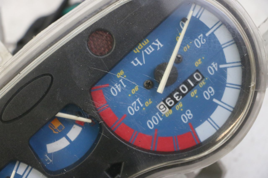 photo de SPEEDOMETER VONROAD YIBEN 125 (2006 - 2010) - Technical close-up