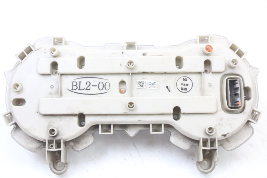 photo de SPEEDOMETER YAMAHA XMAX X-MAX ABS 125 (2017 - 2020) - Fixing points details