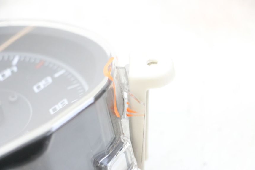 photo de SPEEDOMETER YAMAHA XMAX X-MAX ABS 125 (2017 - 2020) - Component zoom