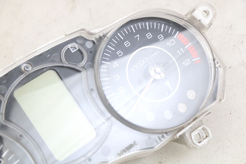 photo de SPEEDOMETER YAMAHA X-MAX XMAX 125 (2010 - 2013) - Zoom on usage condition