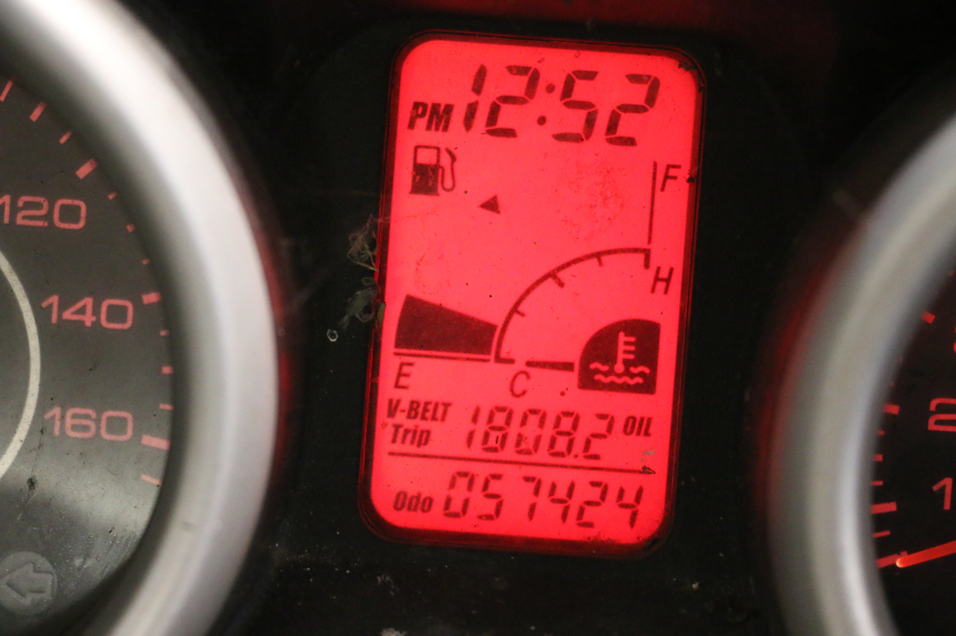 photo de SPEEDOMETER YAMAHA X-MAX XMAX 125 (2010 - 2013) - Alternative perspective