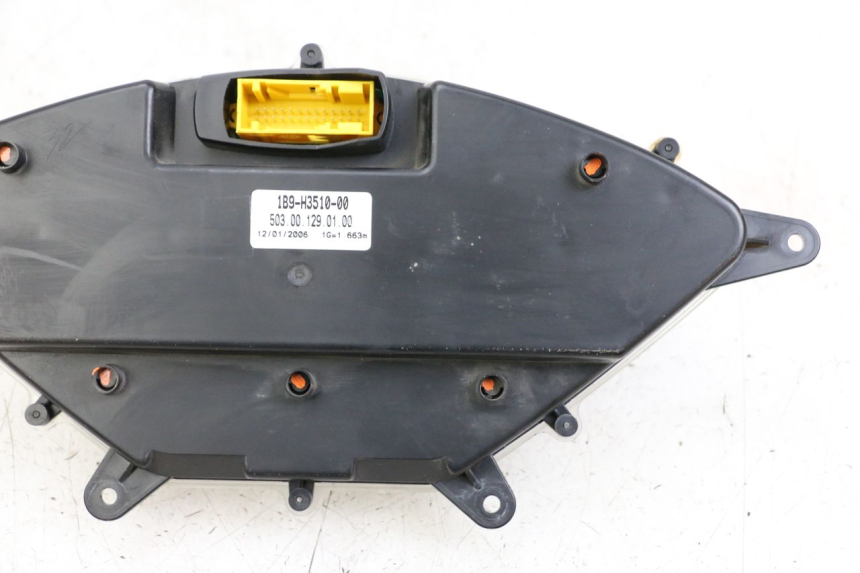 photo de SPEEDOMETER YAMAHA XMAX X-MAX 125 (2006 - 2009) - Component detail