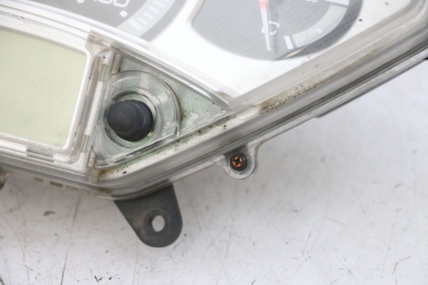 photo de SPEEDOMETER YAMAHA XMAX X-MAX 125 (2006 - 2009) - Supplementary product photo