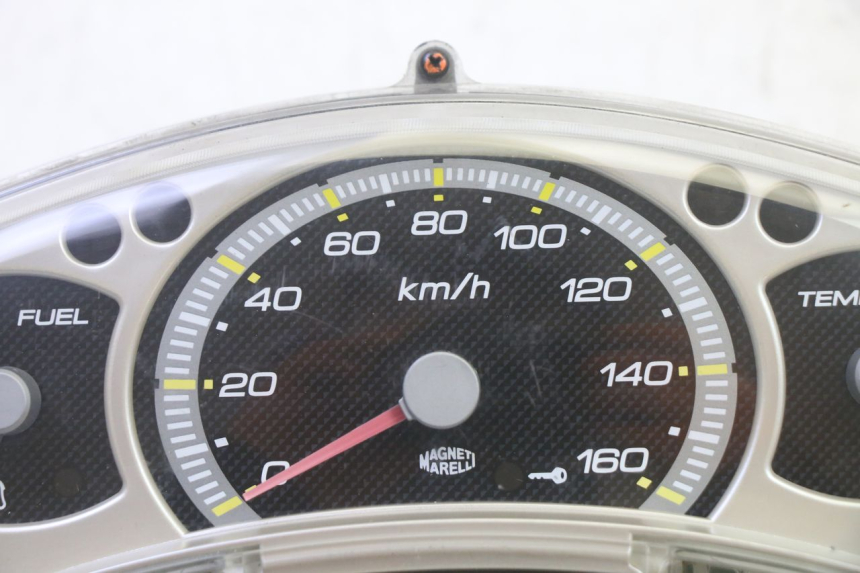 photo de SPEEDOMETER YAMAHA X-MAX XMAX 250 (2006 - 2009) - Zoom on usage condition