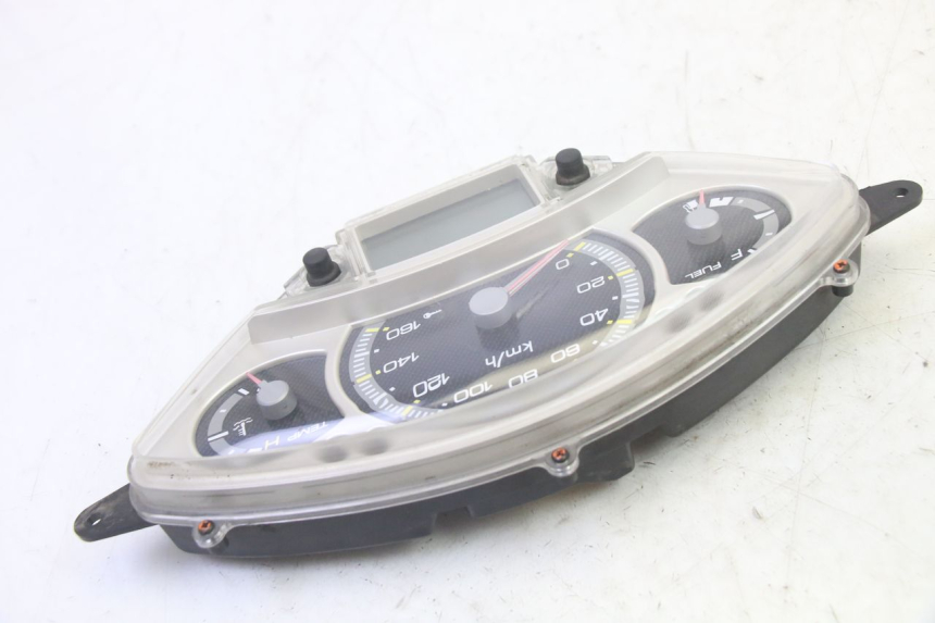 photo de SPEEDOMETER YAMAHA X-MAX XMAX 250 (2006 - 2009) - Checked used part