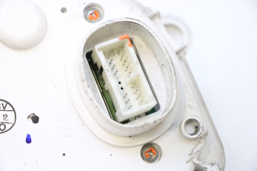 photo de SPEEDOMETER YAMAHA X-MAX XMAX 125 (2010 - 2013) - Additional view of the item