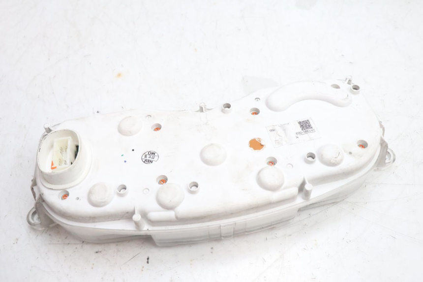 photo de SPEEDOMETER YAMAHA X-MAX XMAX 125 (2010 - 2013) - Additional view of the item