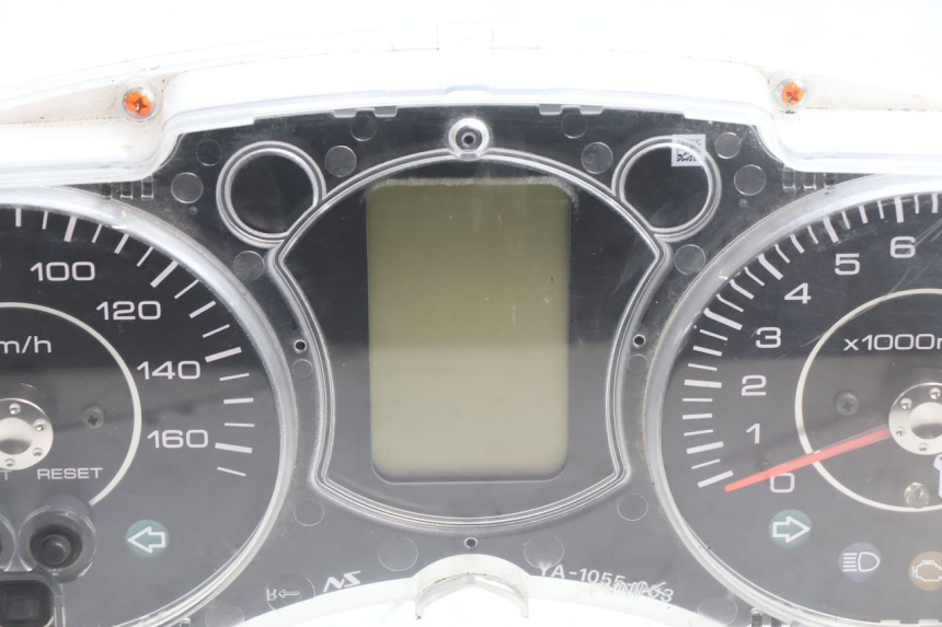 photo de SPEEDOMETER YAMAHA X-MAX XMAX 125 (2010 - 2013) - Zoom on usage condition
