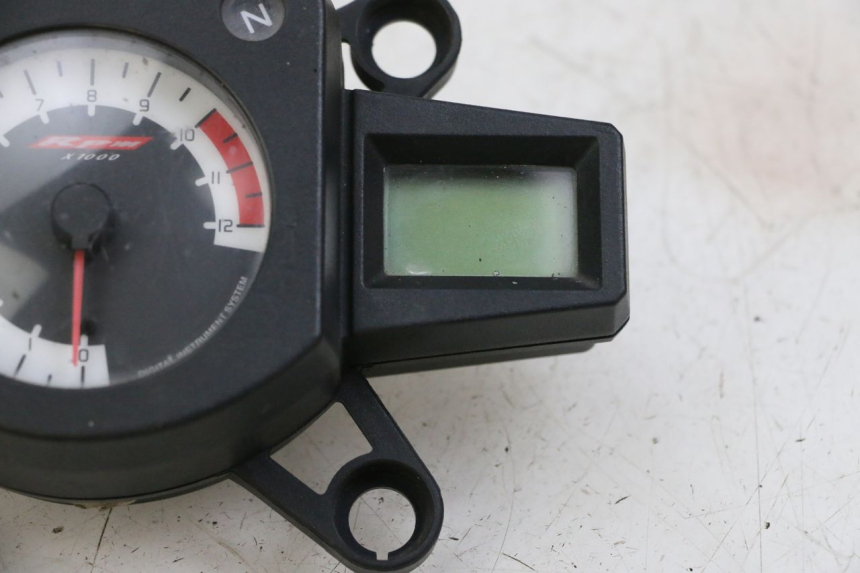 photo de SPEEDOMETER MBK X-POWER 50 (2003 - 2017) - Fixing points details