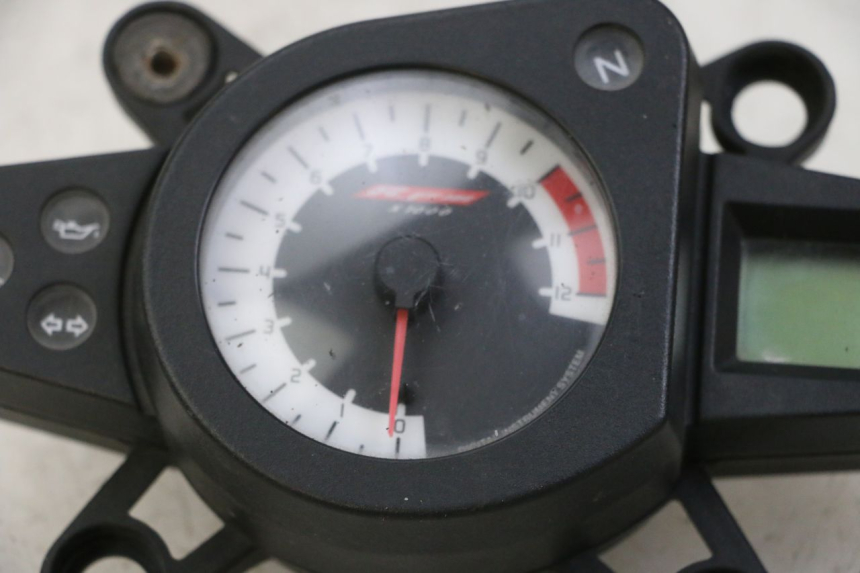 photo de SPEEDOMETER MBK X-POWER 50 (2003 - 2017) - Surface and material condition