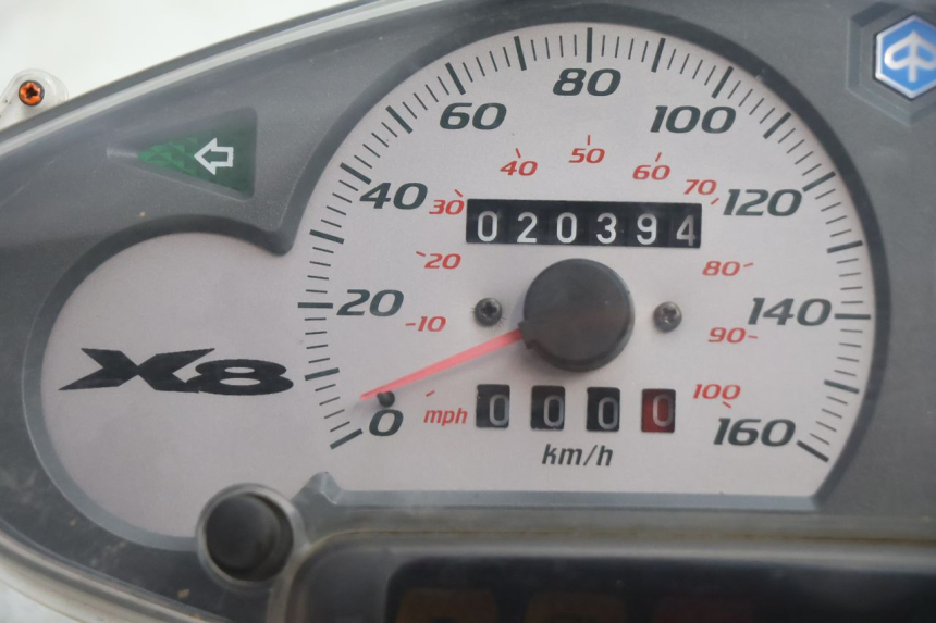 photo de SPEEDOMETER PIAGGIO X8 STREET 125 (2006 - 2007) - Component detail