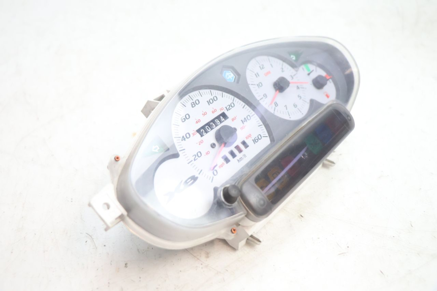 photo de SPEEDOMETER PIAGGIO X8 STREET 125 (2006 - 2007) - Product overview