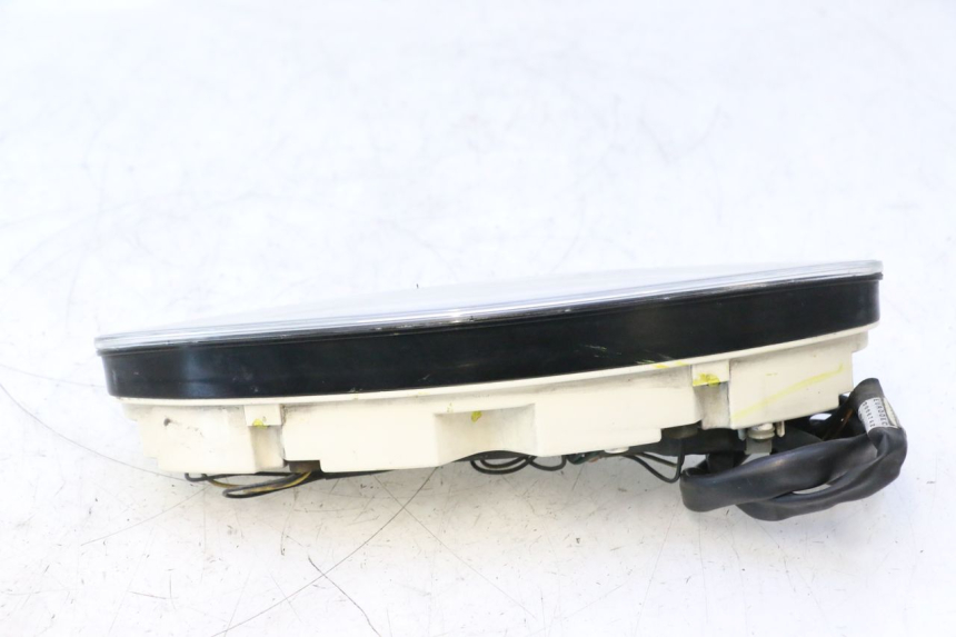 photo de SPEEDOMETER PIAGGIO X9 AMALFI 180 (2000 - 2003) - Fixing points details