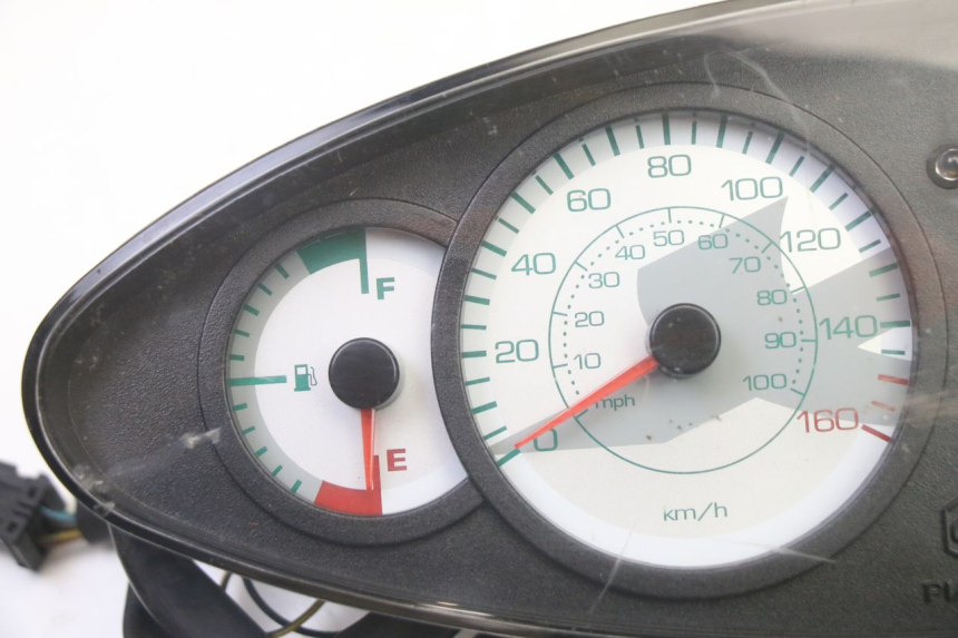 photo de SPEEDOMETER PIAGGIO X9 EVOLUTION 125 (2003 - 2007) - Component detail