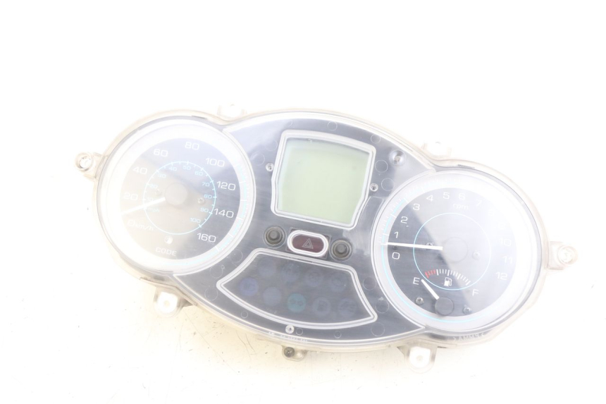 photo de SPEEDOMETER PIAGGIO XEVO - X EVO 125 (2007 - 2017) - Markings and original references