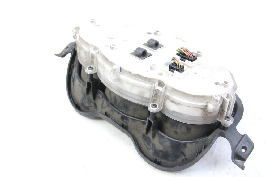 photo de SPEEDOMETER PIAGGIO XEVO - X EVO 125 (2007 - 2017) - Product overview