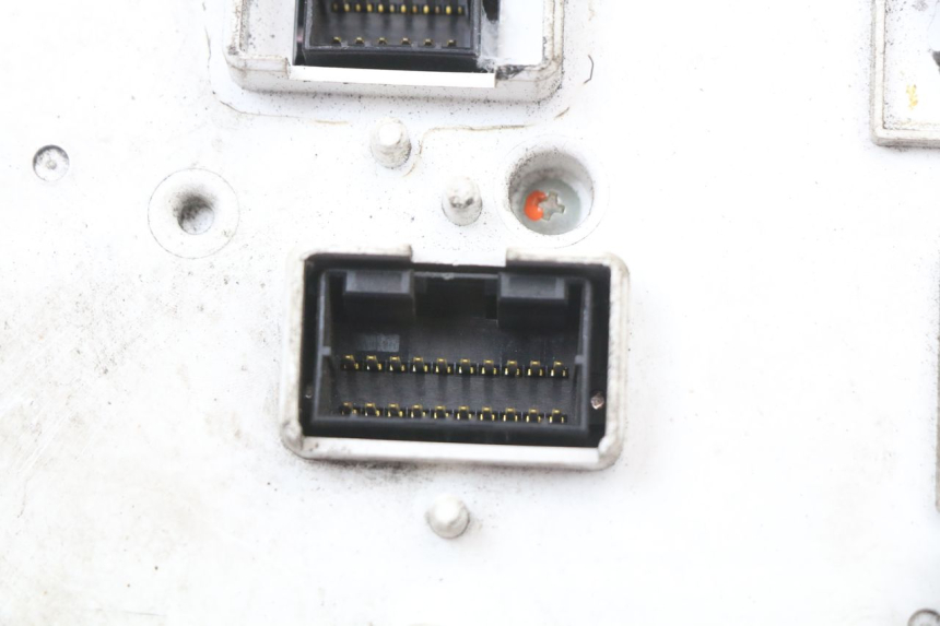 photo de SPEEDOMETER PIAGGIO XEVO - X EVO 125 (2007 - 2017) - Checked used part